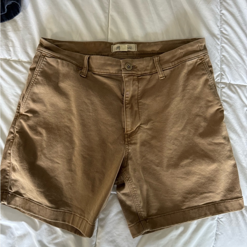 Madewell 7" Chino Shorts: COOLMAX® Edition